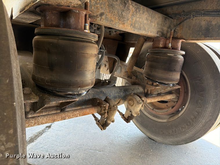 image for item DN6647 2013 Cornhusker 800 800R-8212-844 end dump pup trailer