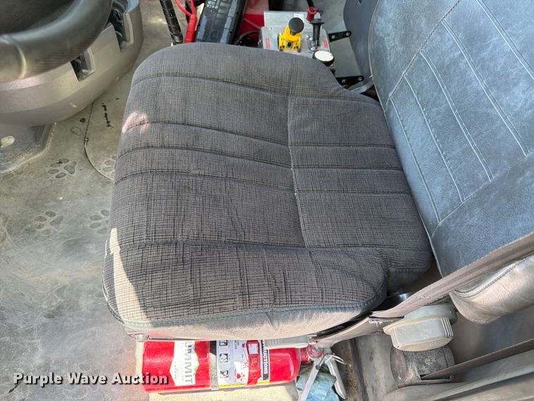 image for item DN6648 2016 Mack Pinnacle CHU613 dump truck