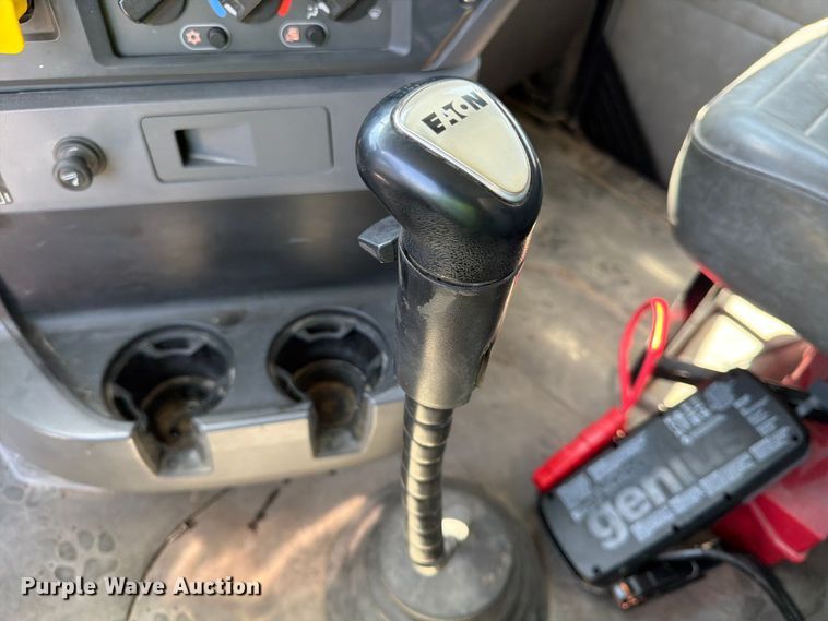 image for item DN6648 2016 Mack Pinnacle CHU613 dump truck