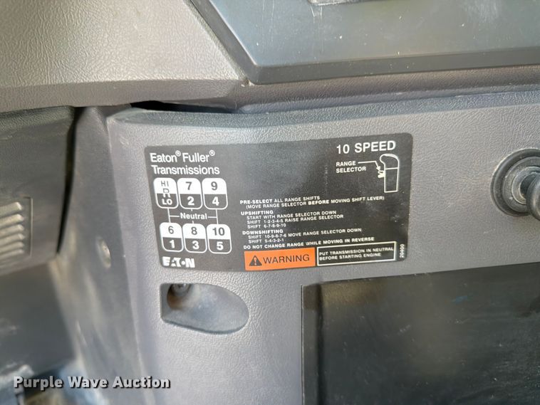 image for item DN6648 2016 Mack Pinnacle CHU613 dump truck