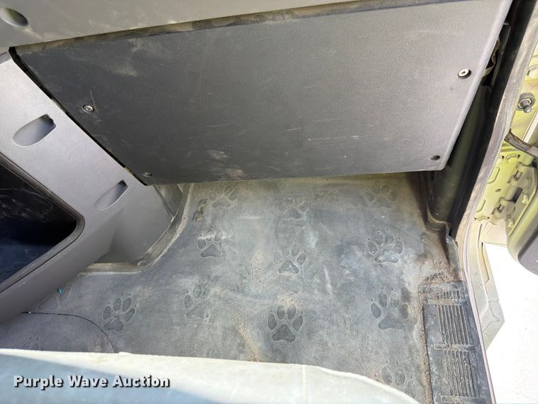 image for item DN6648 2016 Mack Pinnacle CHU613 dump truck