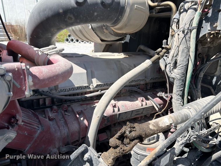 image for item DN6648 2016 Mack Pinnacle CHU613 dump truck