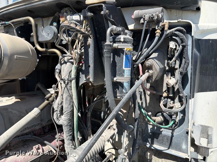 image for item DN6648 2016 Mack Pinnacle CHU613 dump truck