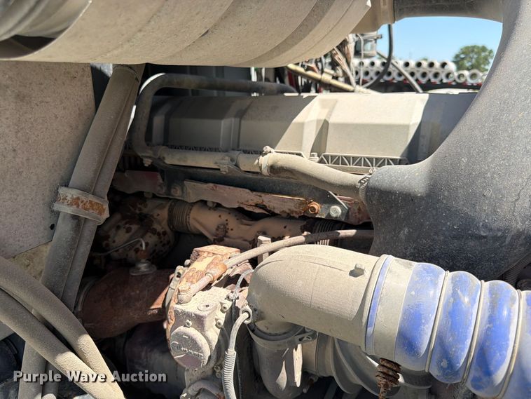 image for item DN6648 2016 Mack Pinnacle CHU613 dump truck