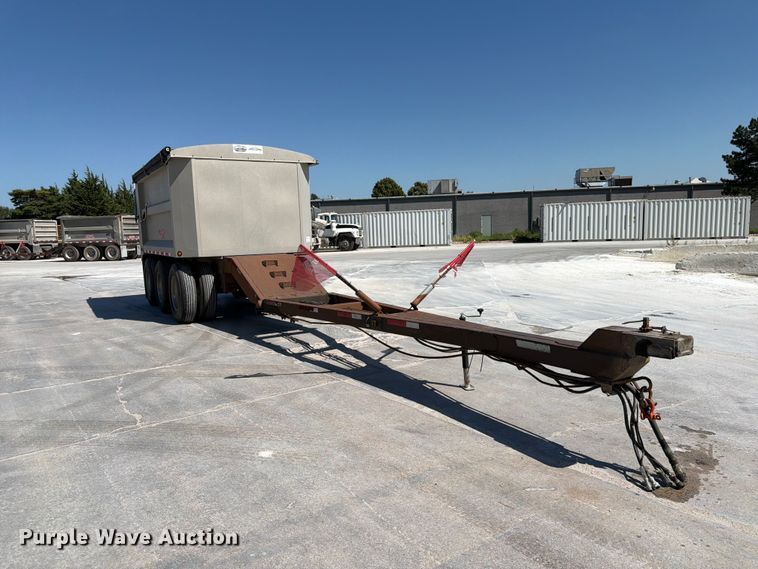 image for item DN6649 2016 Cornhusker 800 end dump pup trailer