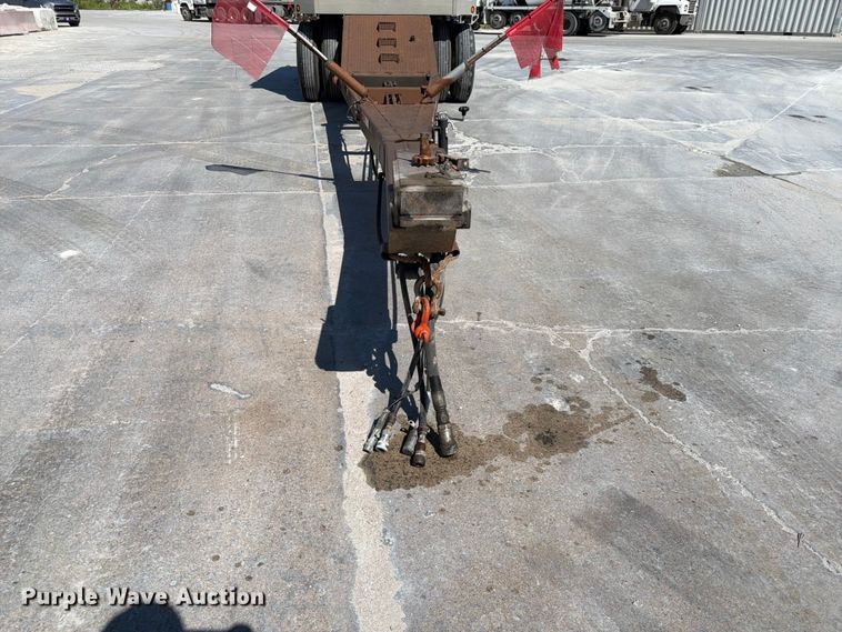 image for item DN6649 2016 Cornhusker 800 end dump pup trailer