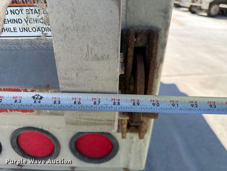 image for item DN6649 2016 Cornhusker 800 end dump pup trailer