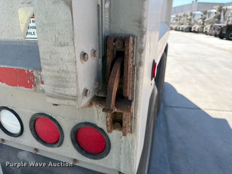 image for item DN6649 2016 Cornhusker 800 end dump pup trailer