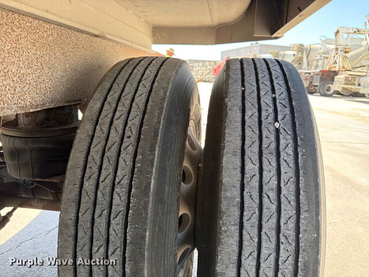 image for item DN6649 2016 Cornhusker 800 end dump pup trailer