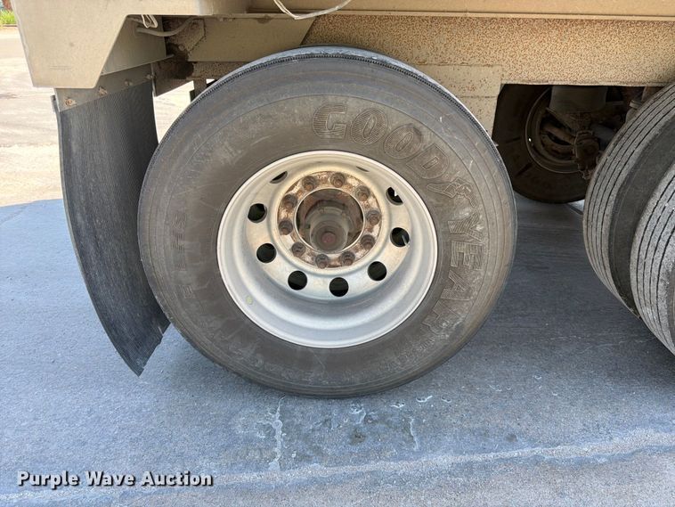 image for item DN6649 2016 Cornhusker 800 end dump pup trailer