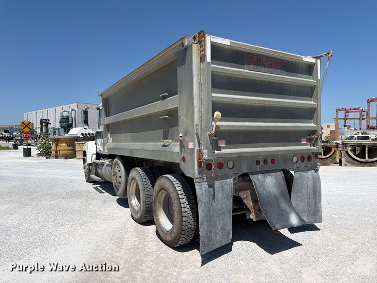 image for item DN6651 2012 Mack Pinnacle CHU613 dump truck