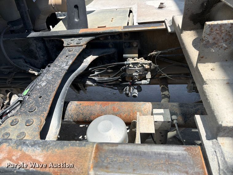 image for item DN6651 2012 Mack Pinnacle CHU613 dump truck