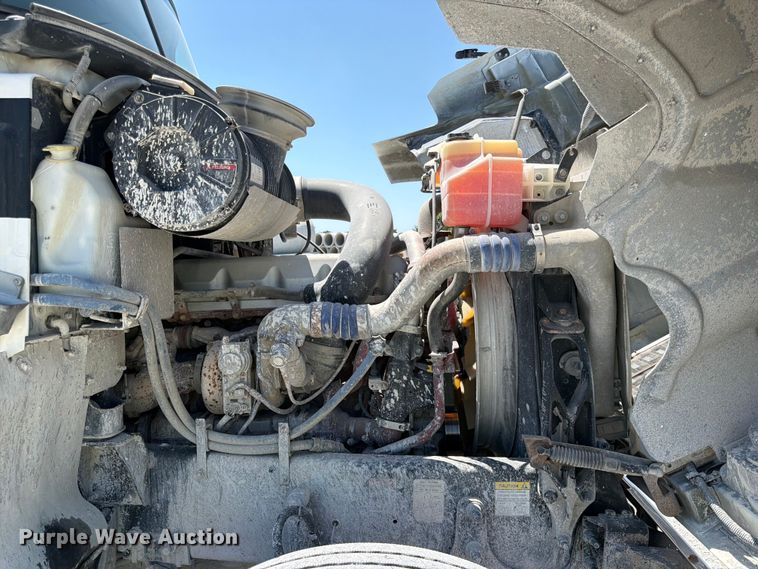 image for item DN6651 2012 Mack Pinnacle CHU613 dump truck