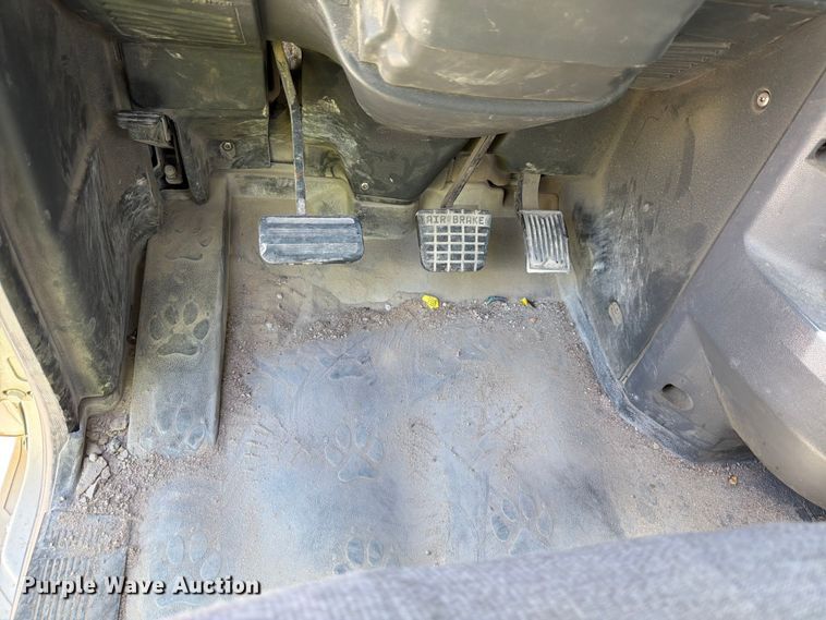 image for item DN6653 2013 Mack CHU613 dump truck