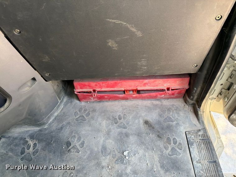 image for item DN6653 2013 Mack CHU613 dump truck