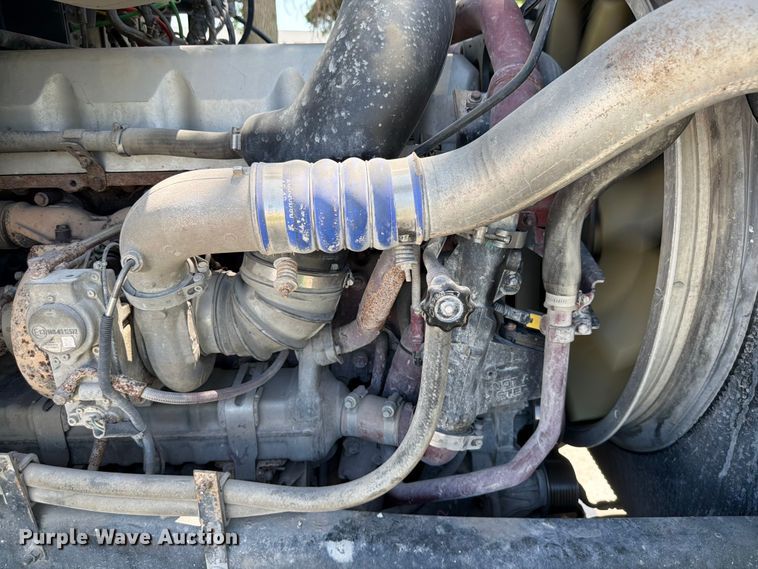 image for item DN6653 2013 Mack CHU613 dump truck