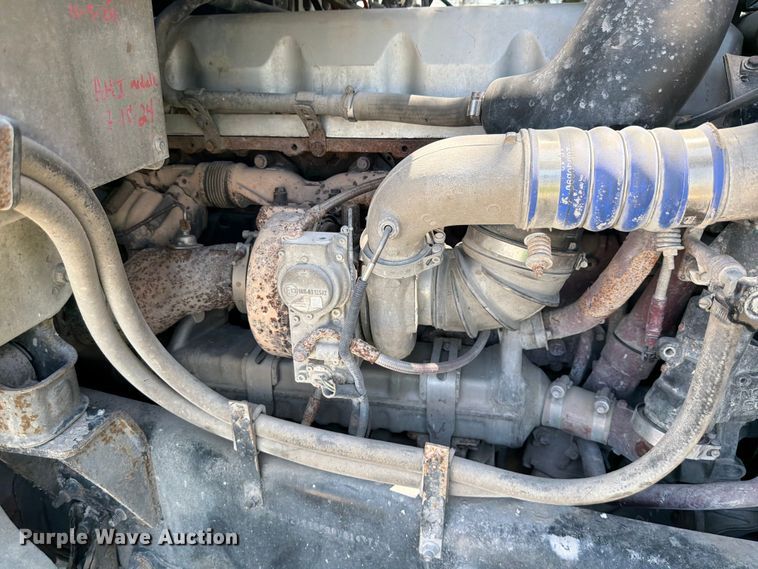 image for item DN6653 2013 Mack CHU613 dump truck