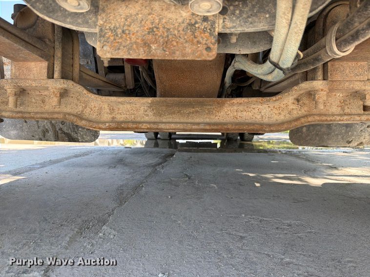 image for item DN6653 2013 Mack CHU613 dump truck
