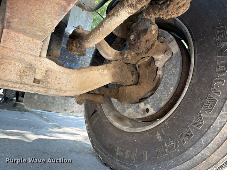 image for item DN6653 2013 Mack CHU613 dump truck