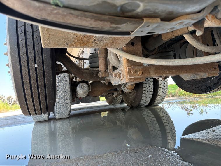 image for item DN6653 2013 Mack CHU613 dump truck