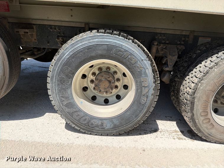 image for item DN6653 2013 Mack CHU613 dump truck