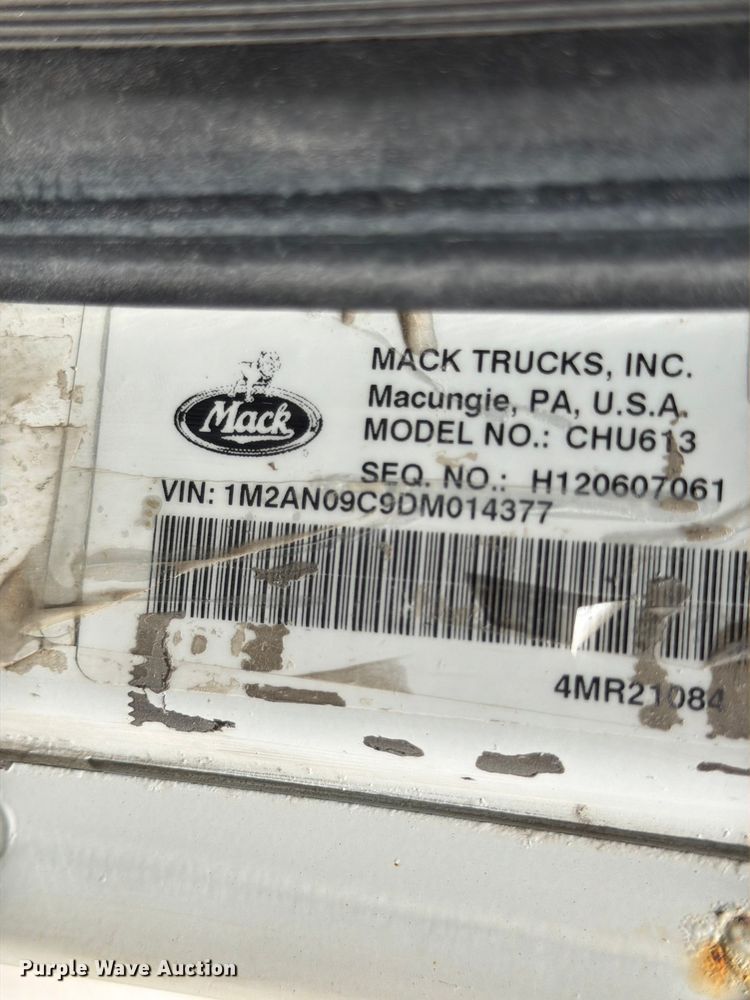 image for item DN6653 2013 Mack CHU613 dump truck