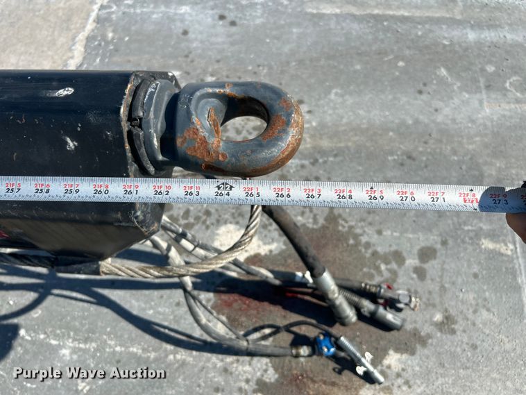 image for item DN6656 2009 Cornhusker 800 end dump pup trailer