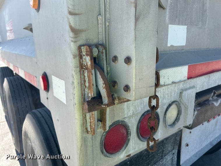 image for item DN6656 2009 Cornhusker 800 end dump pup trailer