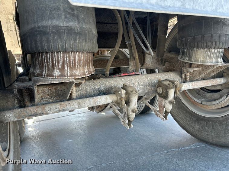 image for item DN6656 2009 Cornhusker 800 end dump pup trailer