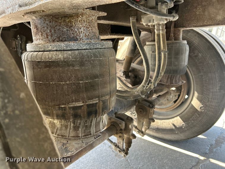 image for item DN6656 2009 Cornhusker 800 end dump pup trailer