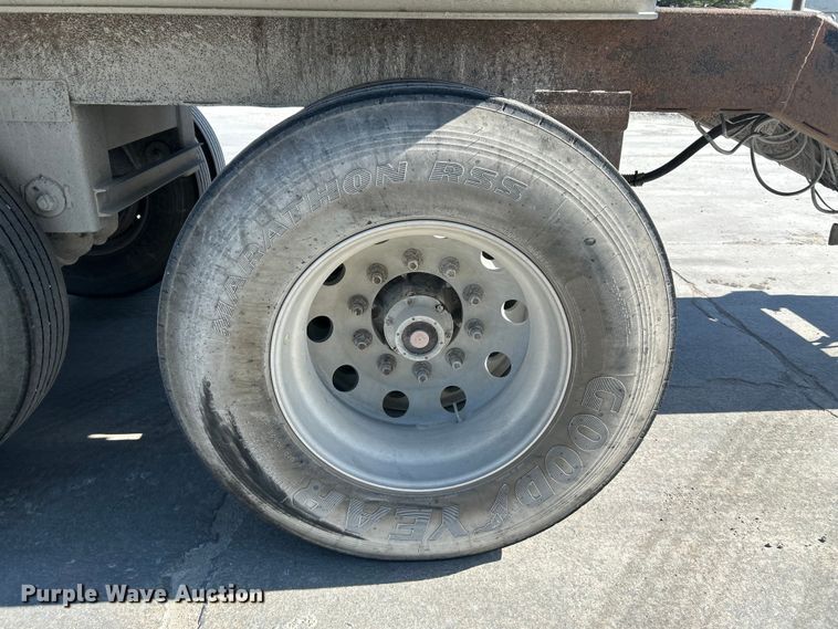 image for item DN6656 2009 Cornhusker 800 end dump pup trailer