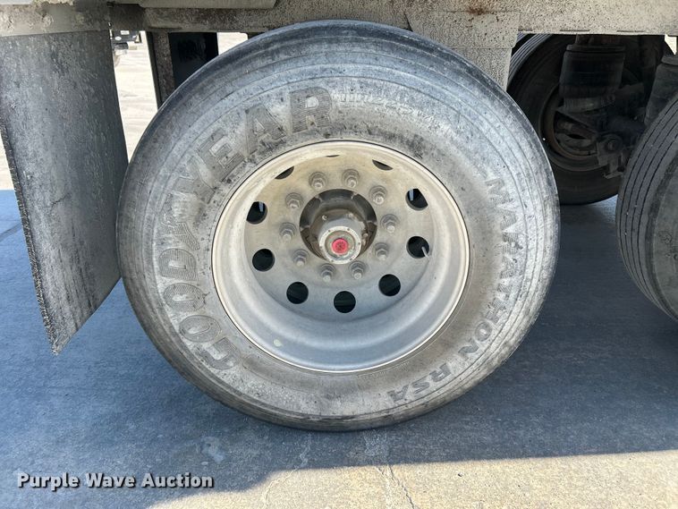 image for item DN6656 2009 Cornhusker 800 end dump pup trailer