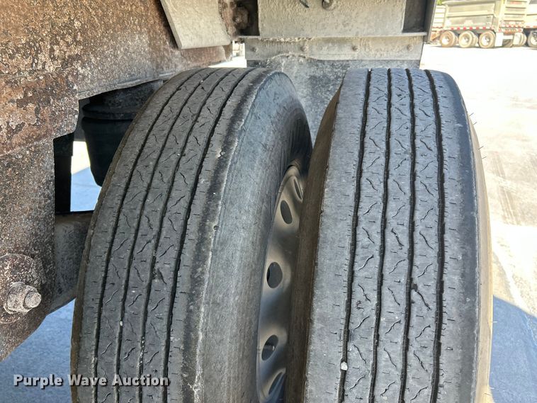 image for item DN6656 2009 Cornhusker 800 end dump pup trailer