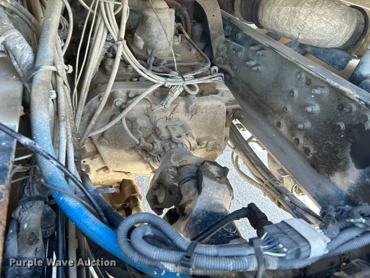 image for item DN6657 2009 Mack Pinnacle CHU613 dump truck