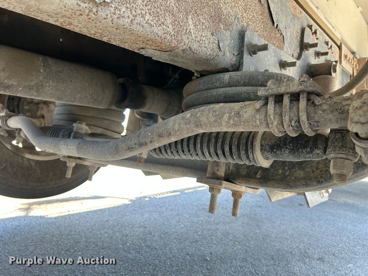 image for item DN6657 2009 Mack Pinnacle CHU613 dump truck