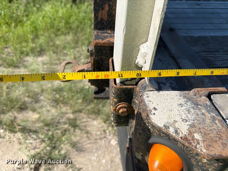 image for item DN6658 2002 Wabash flatbed trailer