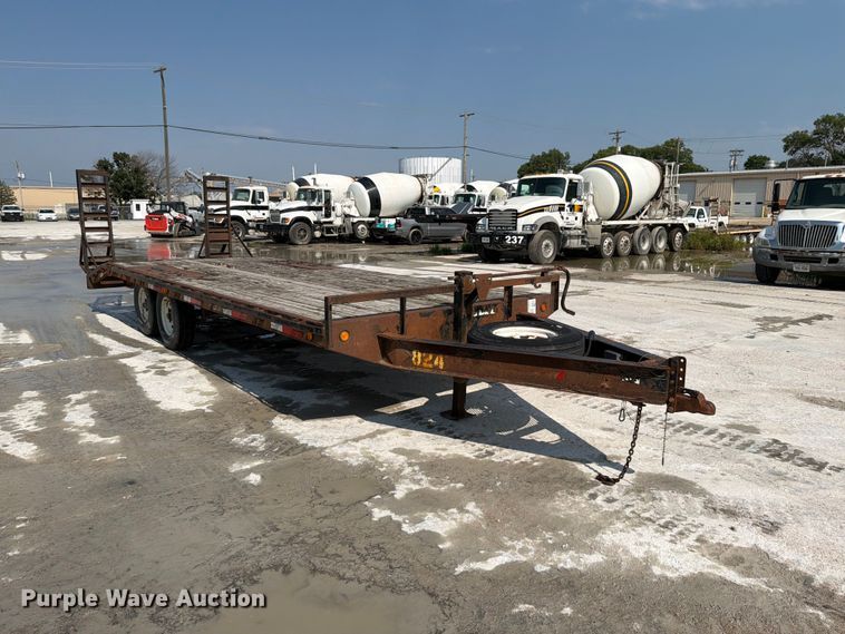 image for item DN6662 2009 PJ F8222 utility trailer