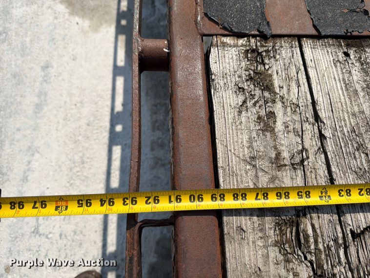 image for item DN6662 2009 PJ F8222 utility trailer