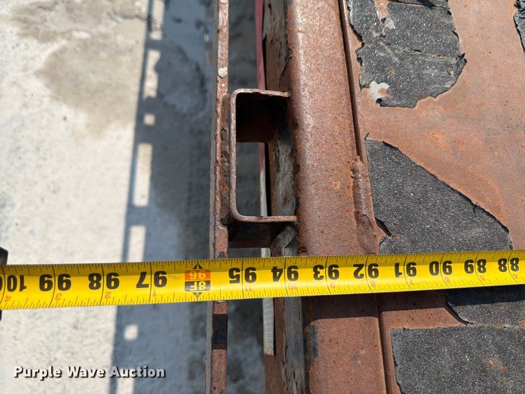 image for item DN6662 2009 PJ F8222 utility trailer