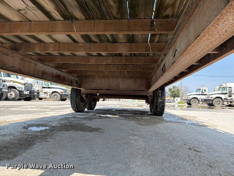 image for item DN6662 2009 PJ F8222 utility trailer