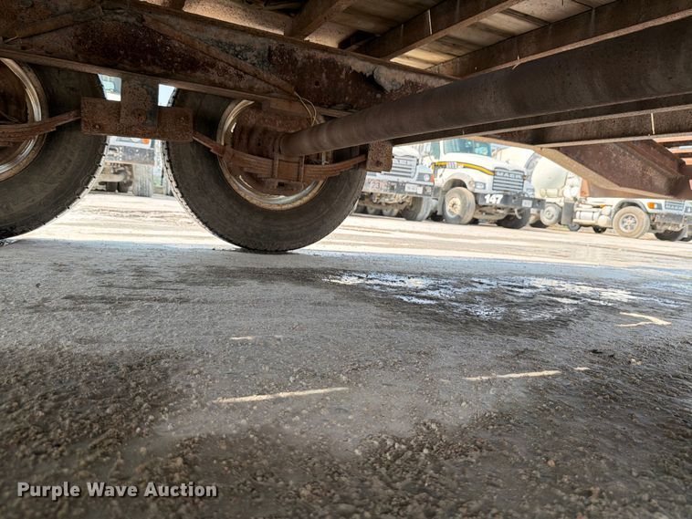 image for item DN6662 2009 PJ F8222 utility trailer