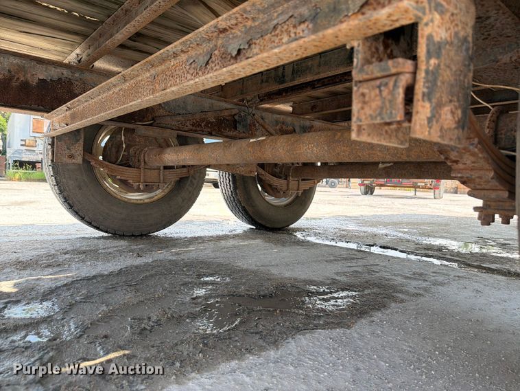 image for item DN6662 2009 PJ F8222 utility trailer