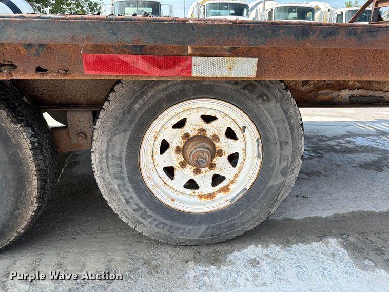 image for item DN6662 2009 PJ F8222 utility trailer