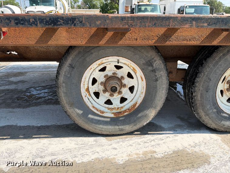 image for item DN6662 2009 PJ F8222 utility trailer