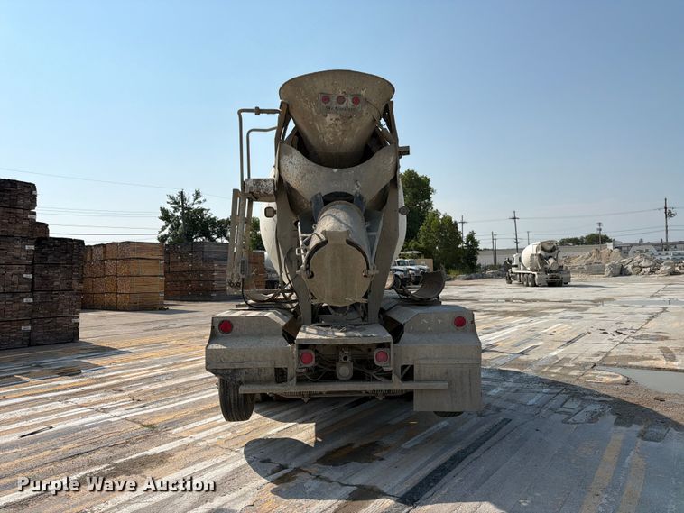 image for item DN6664 2004 Mack Granite CV713 ready mix truck