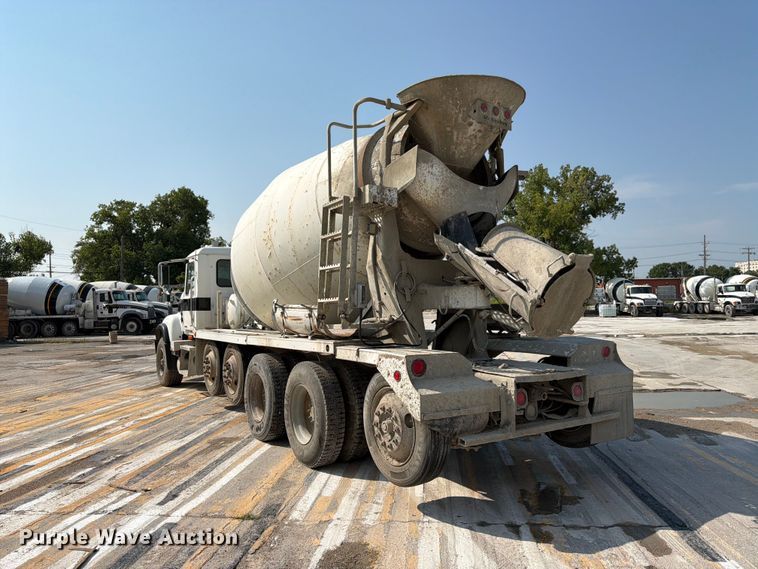 image for item DN6664 2004 Mack Granite CV713 ready mix truck