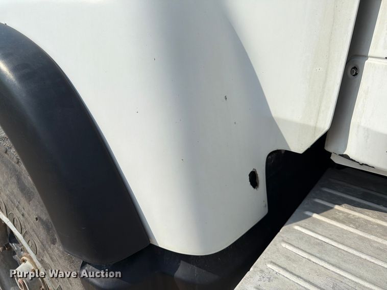 image for item DN6664 2004 Mack Granite CV713 ready mix truck