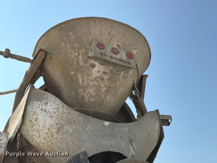 image for item DN6664 2004 Mack Granite CV713 ready mix truck