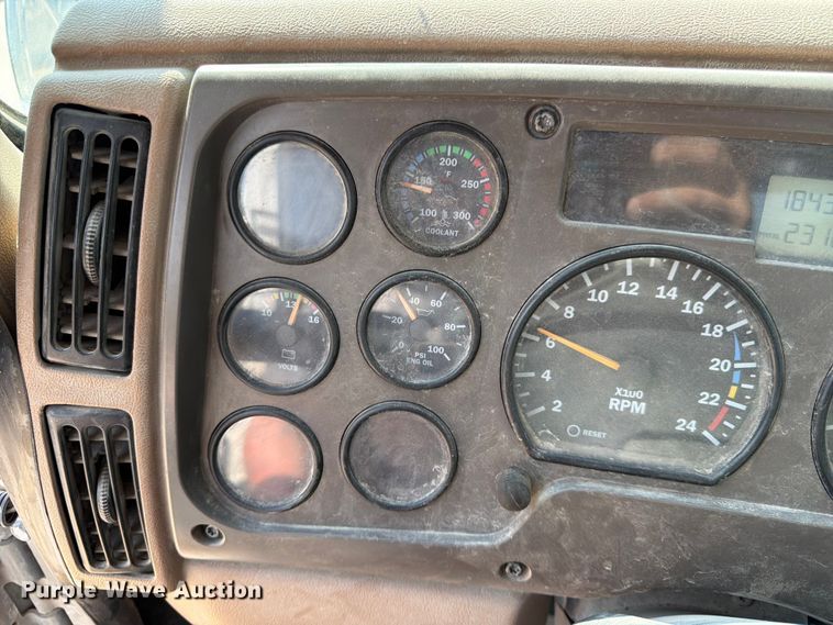 image for item DN6664 2004 Mack Granite CV713 ready mix truck