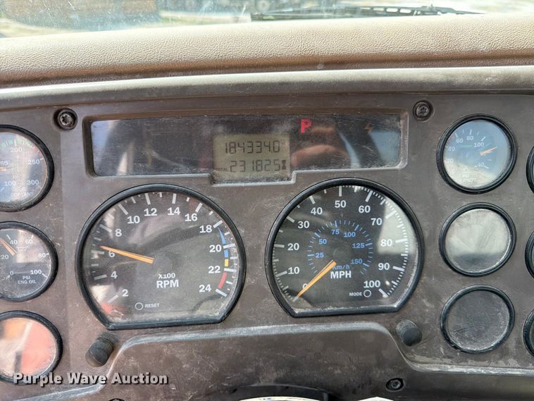 image for item DN6664 2004 Mack Granite CV713 ready mix truck
